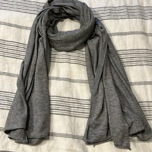 Seraphine cape / scarf that doubles as a baby feeding cover for privacy